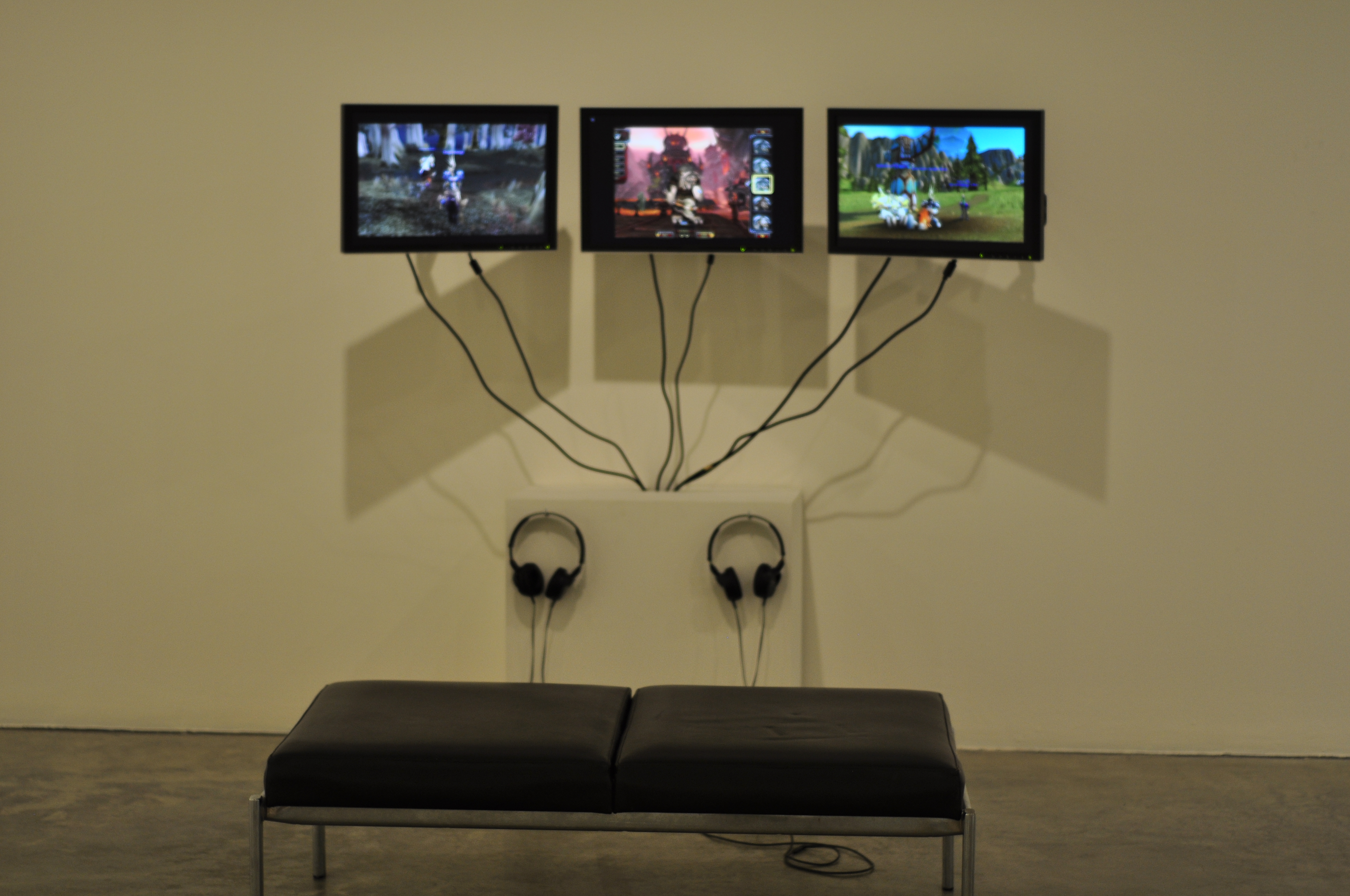 MFA Thesis - Dear Gamers Installation
